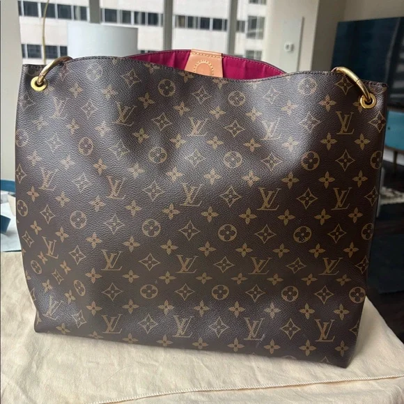 Louis Vuitton Brown Monogram Shoulder Bag - Picture 2 of 13